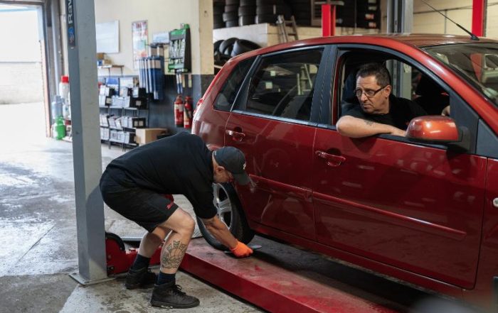 HTG-Tyre-Check-Lift