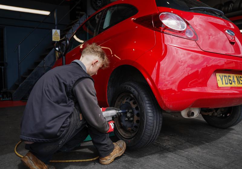 Hadleigh Tyre Group - HTG Wheel Repair Bolt Change - Tyres in Suffolk